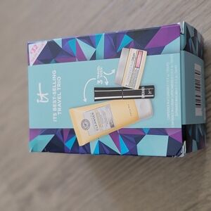 IT Cosmetics Travel Trio Set